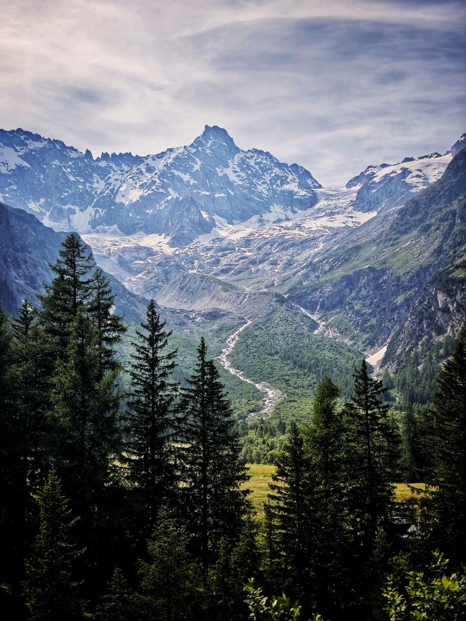 La Fouly ved foten av breene, avslutningen av TMB etappe 6