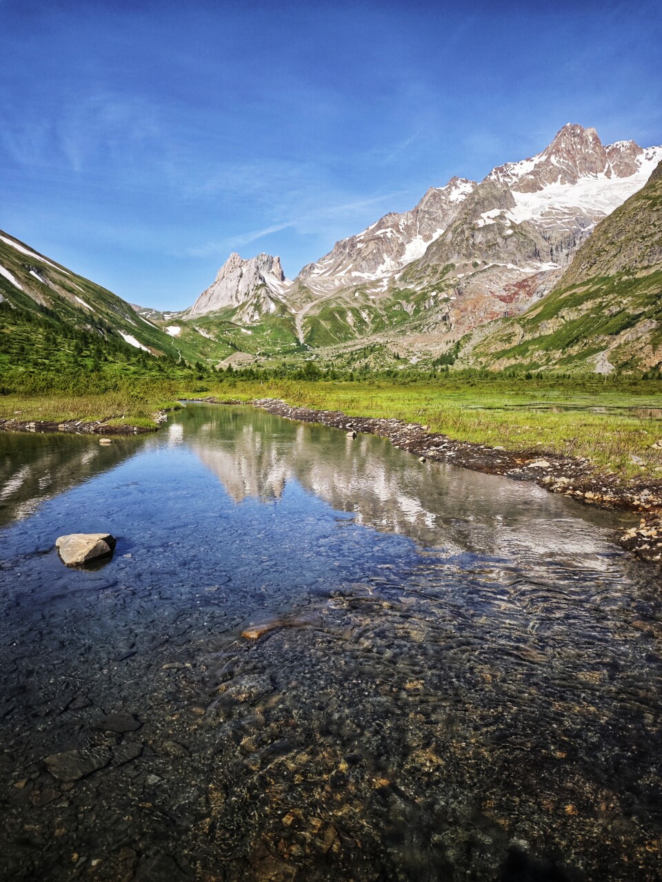 Utsikt mot Col de la Seigne fra Combal - TMB